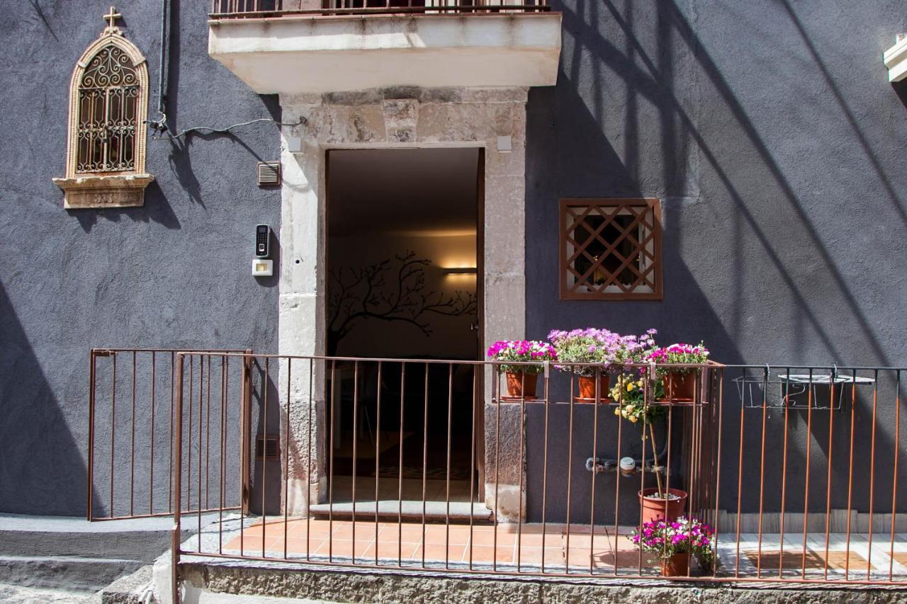 La Casetta In Centro By Sicily In Home Катанія Екстер'єр фото